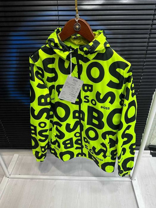 Мъжки Ветровки BOSS