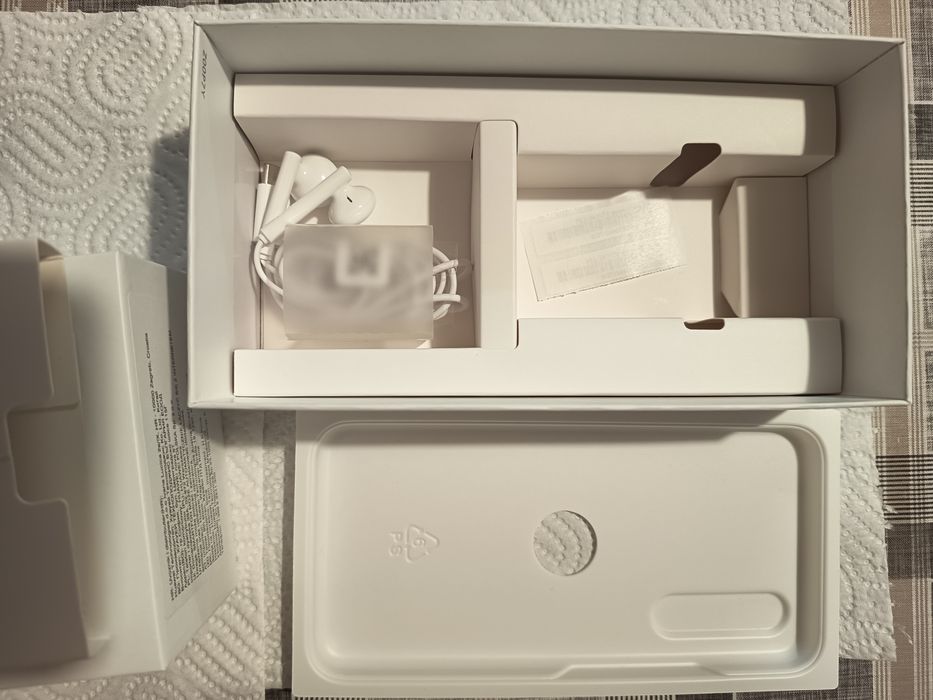 Телефон Huawei Nova5T