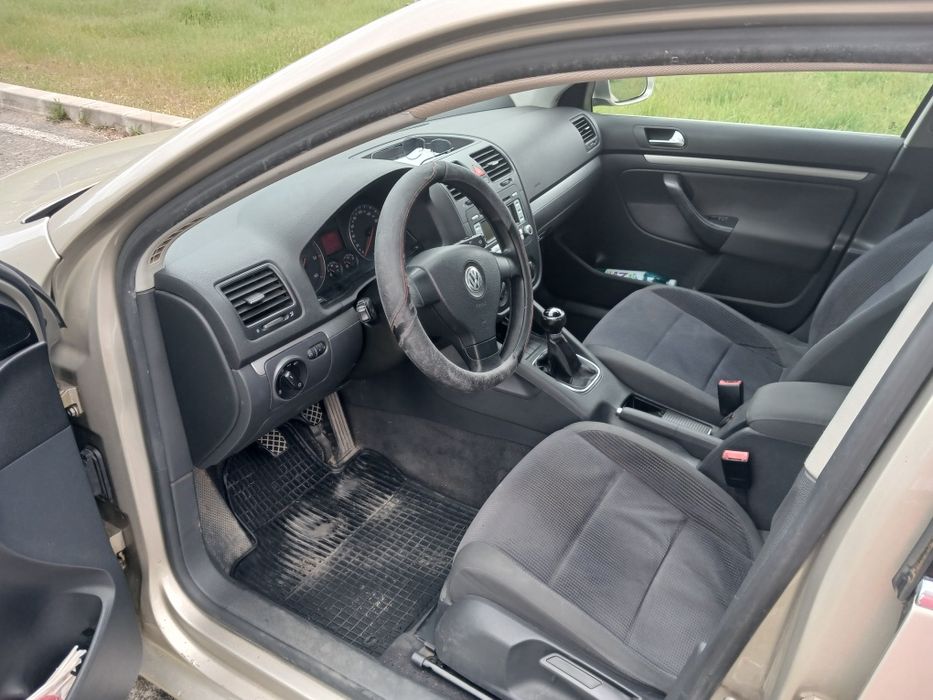 Vând Vw Jetta 2.0 din 2006