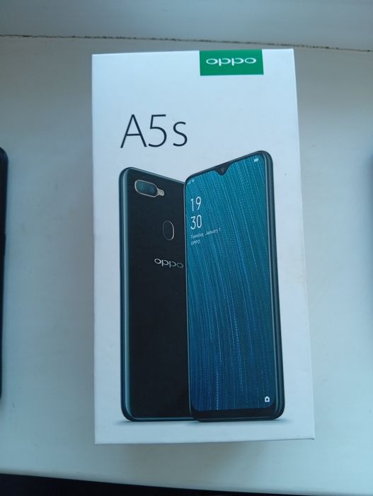 Продам телефон Oppo A5s