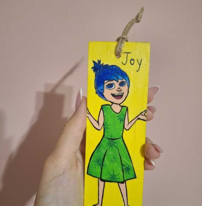 Ръчно рисуван книгоразделител