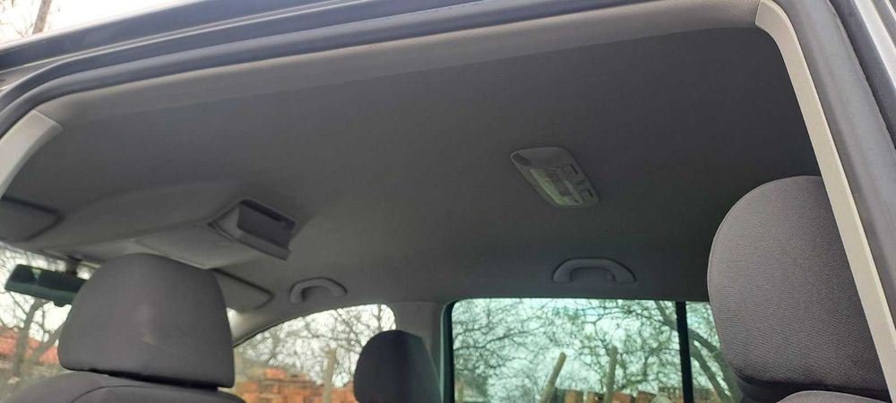 VW TOURAN 1.4 TSI 100 к.с