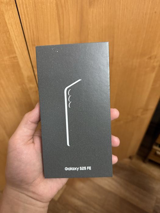 Samsung S25 FE 8/128