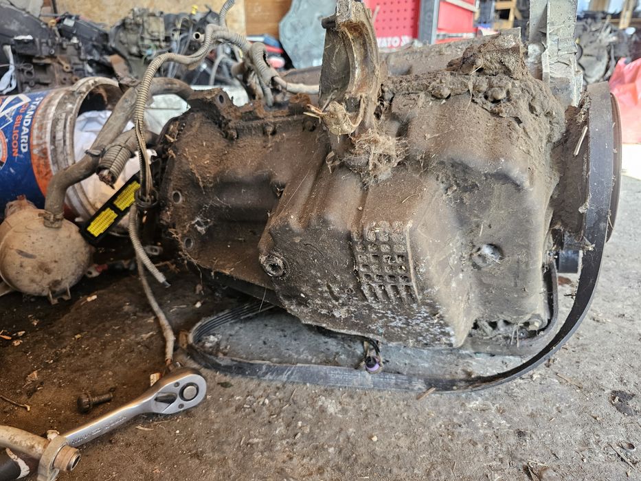 Baie ulei Dacia Logan MCV 2010 BREAK 1.6 16v