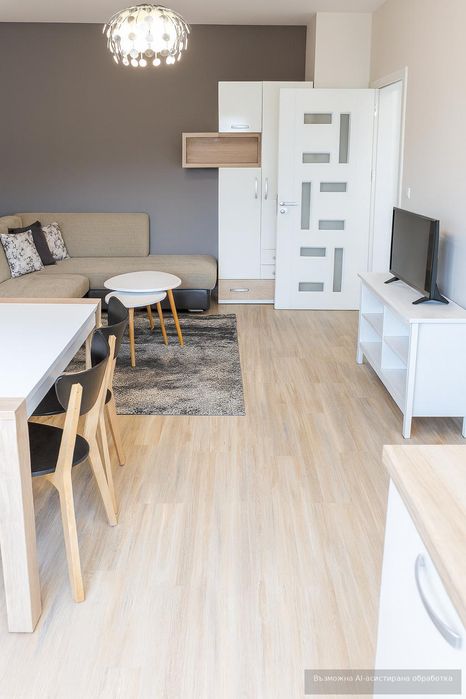 Дава се под наем Тристаен апартамент в Пловдив, Център - 70 кв.м за 598.23 € - Снимка #1