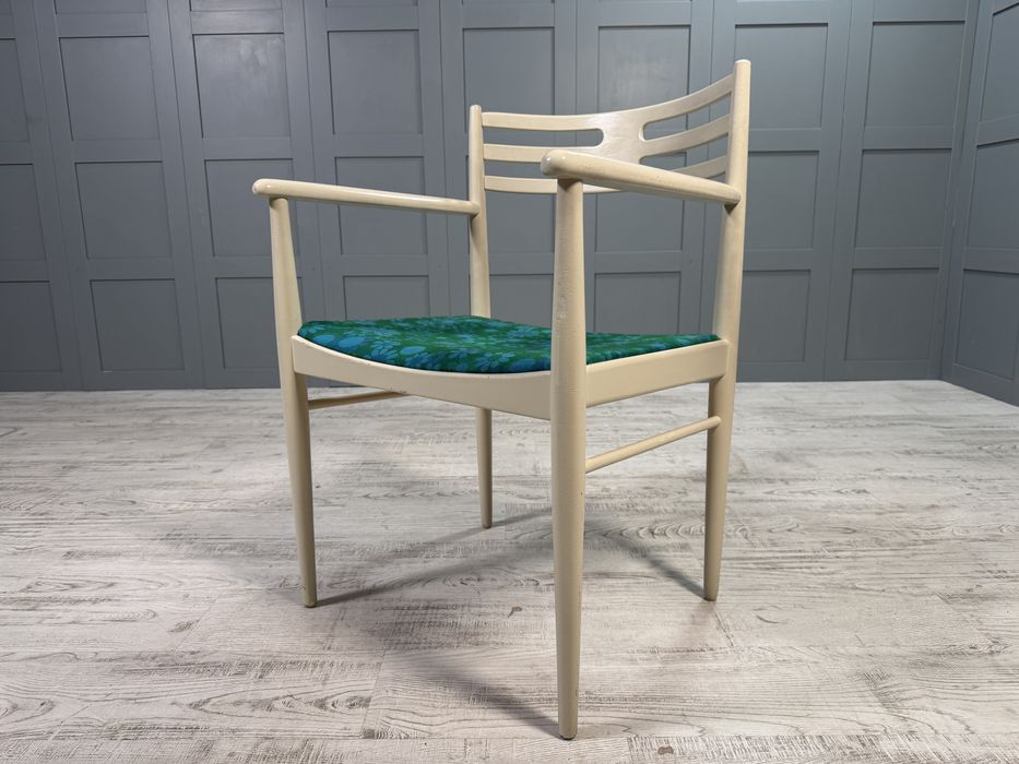 Винтидж широк трапезен стол Г448