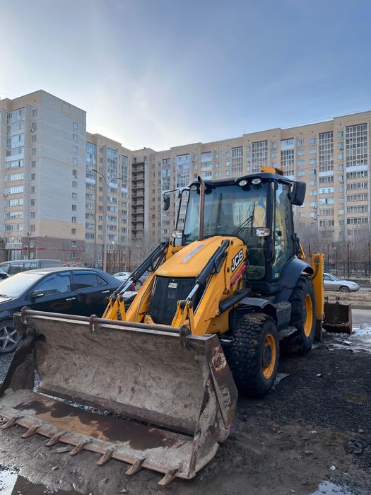 Экскаватор погрузчик