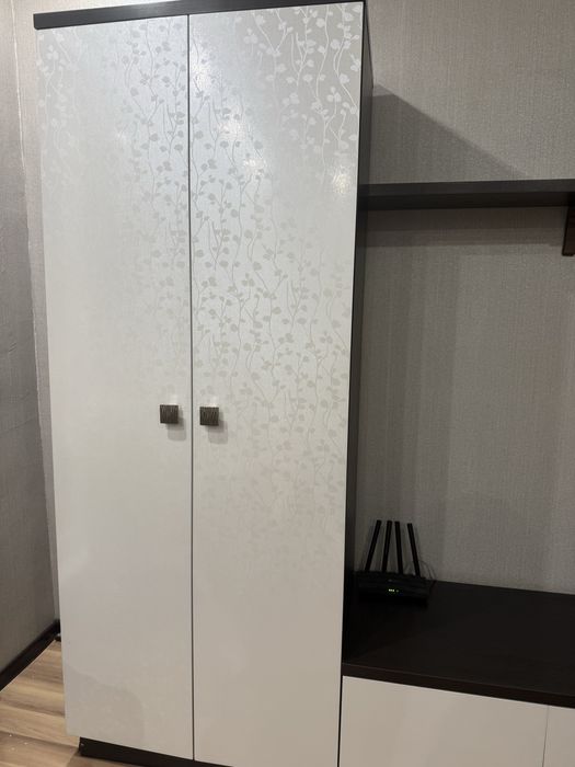 Продам шкаф стенку