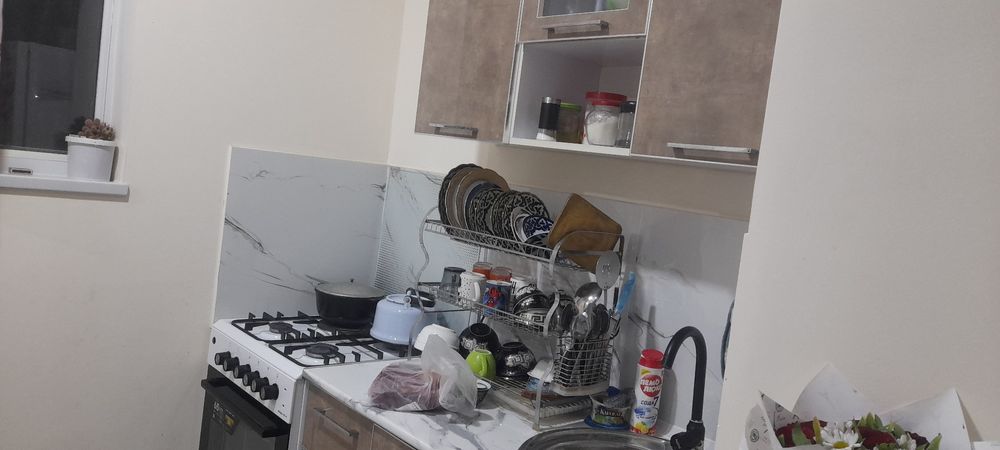 Yangi hayot tumani uy sotiladi 2 xona