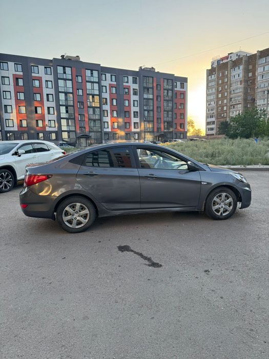 Hyundai Solaris 2011