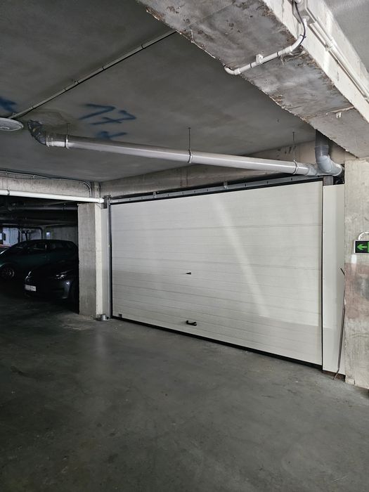 Garaj / Parcari subterane / Spatii depozitare in cartierul  1 Mai, 60 mp