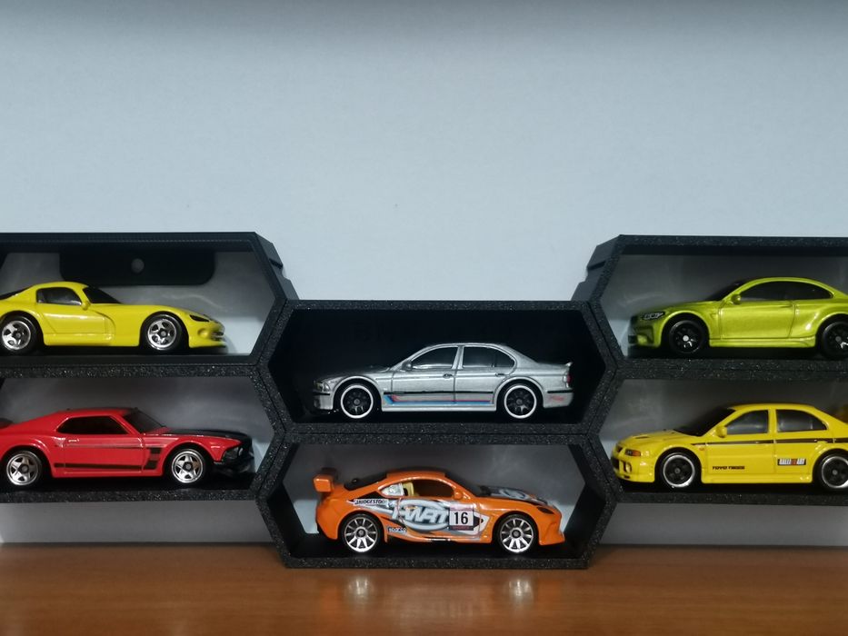 Suport / Display Modular Hexagonal Hot Wheels (1:64) + Personalizare