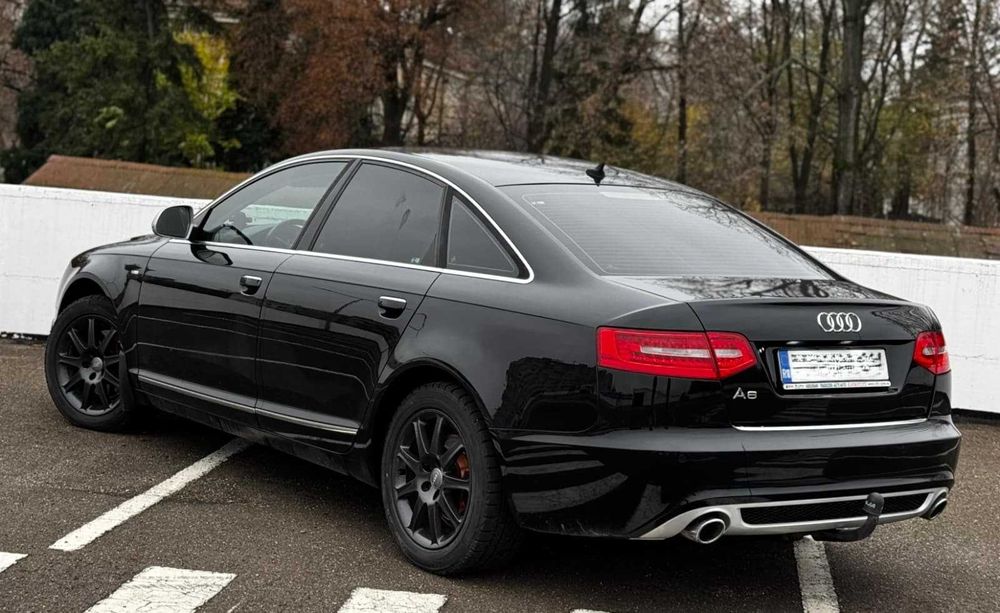 Audi A6 S-line Sedan