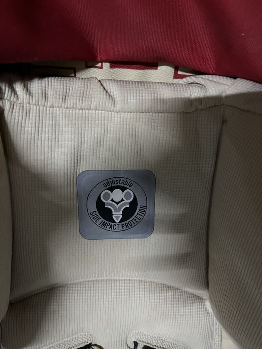 Продаю автокресло