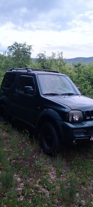 Vând Suzuki Jimny