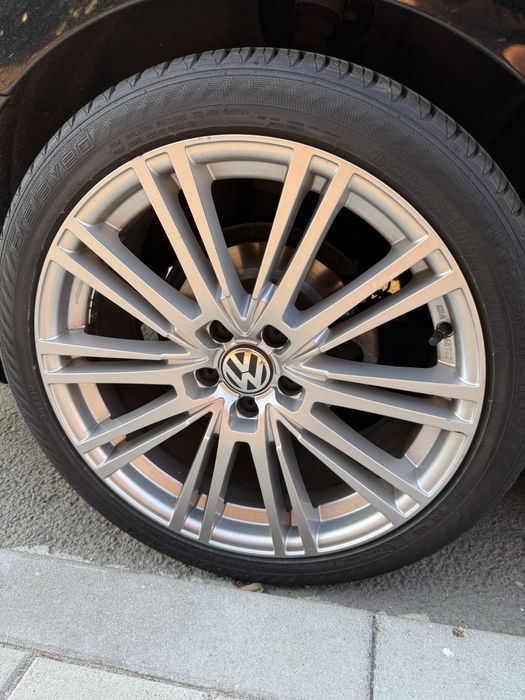 Джанти 5x112/19 ет 30 с метални втулки на 57.1