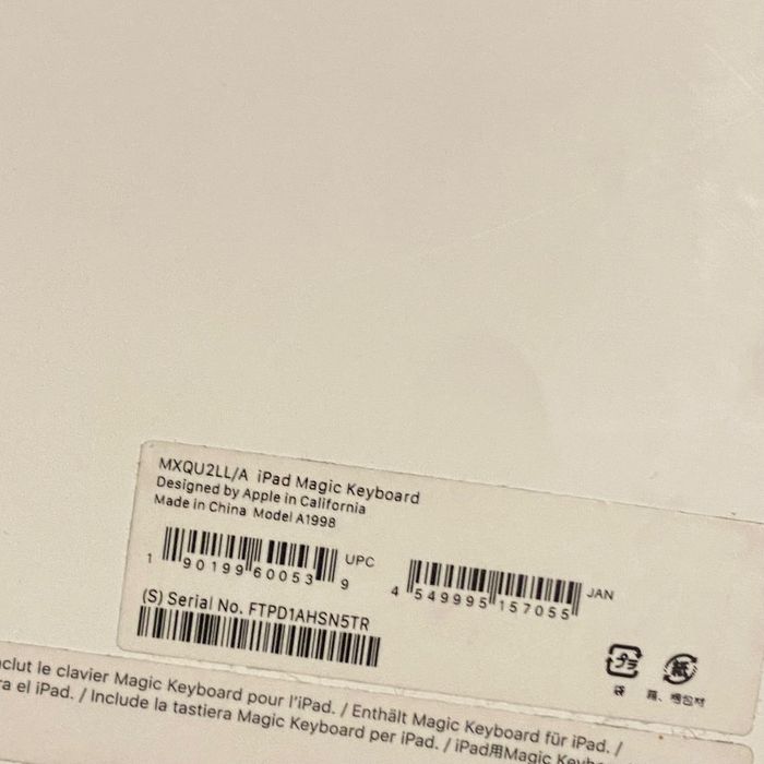 Husa cu tastatura Ipad Magic Keyboard 12,9 inch