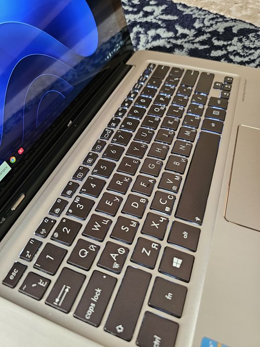 Ультрабук-планшет Intel core i7, сенсорный