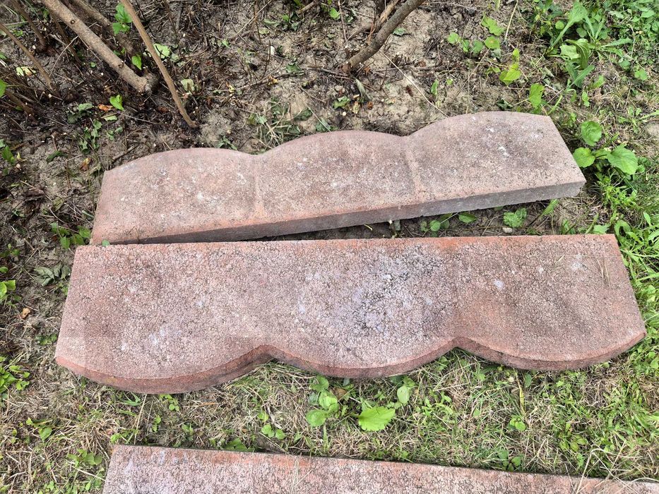 Bordura Semmelrock Arcade 3, rosu, 1000 x 50 x 250 mm