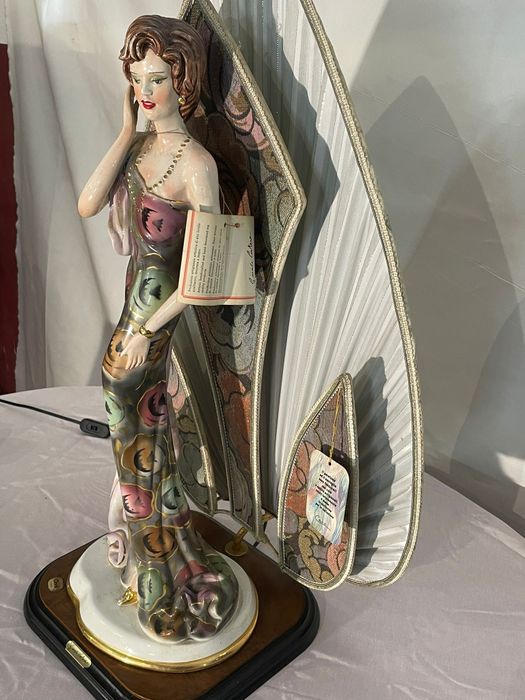 Veioza***porțelan***art_deco