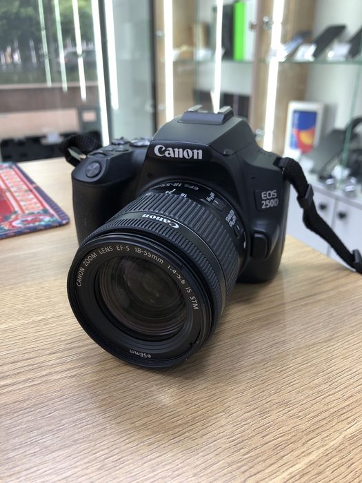 Canon Eos 250D (p25)