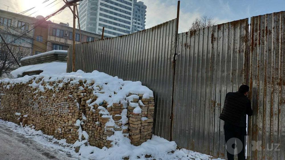 Продается земельный участок (15 соток) в Яккасарайском районе