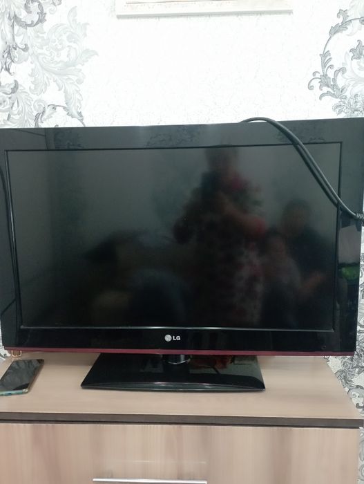 Телевизор  подставка