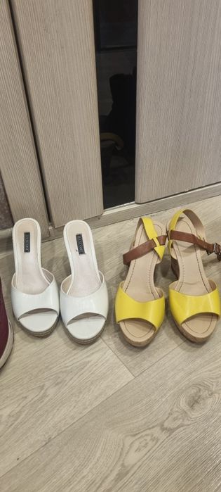 Продам женскую обувь