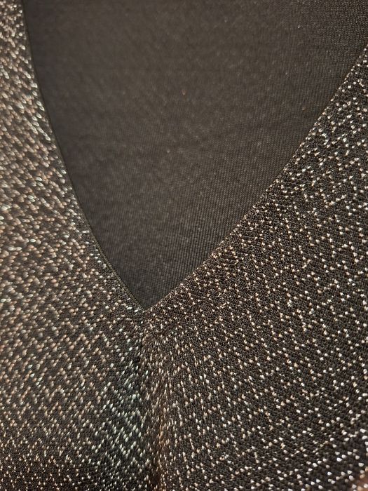 Рокля със сребристи нишки Reserved L