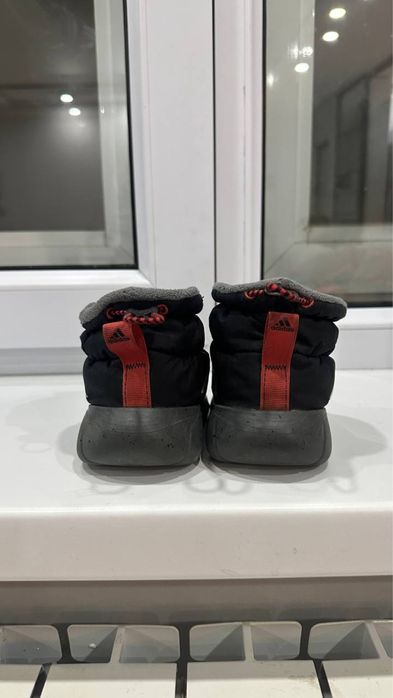 Детские ботинки Adidas