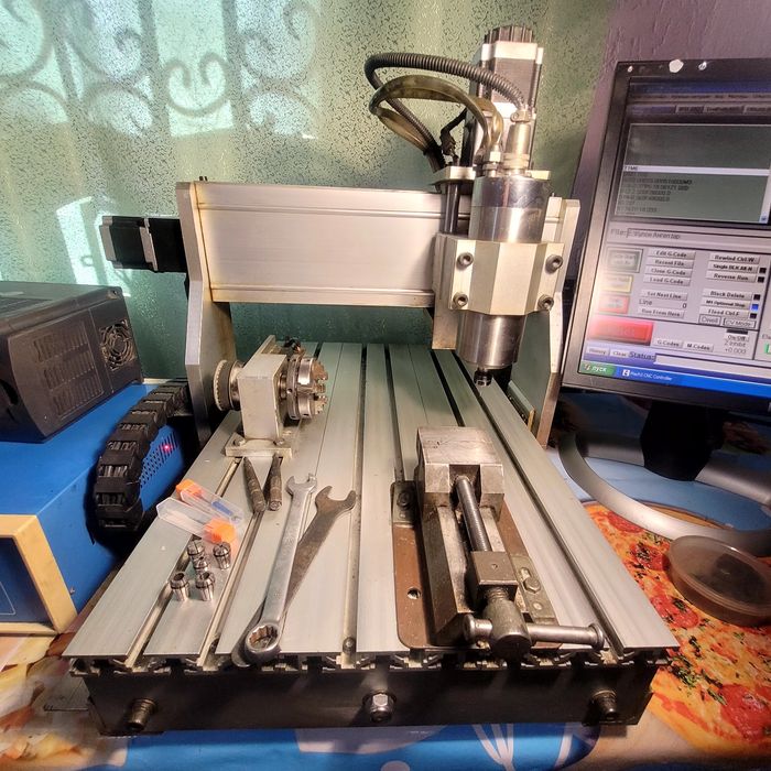 Продам 4-ёх осевой станок ЧПУ