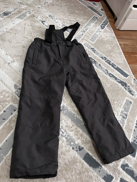 Отдам даром детские вещи на мальчика 5-6-7 лет