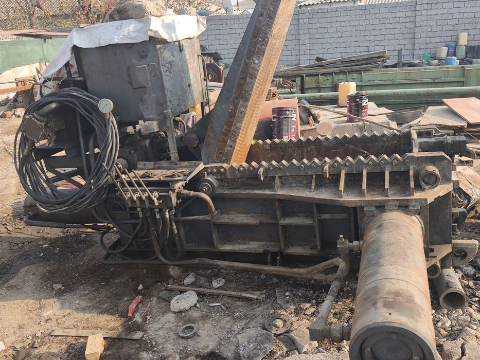 Пресс апарат метал прес гидравлический прессования для метала