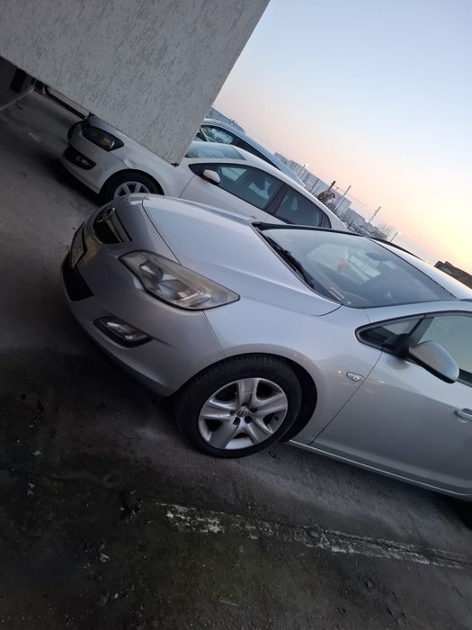 OPEL Astra 2011 — imagine 2