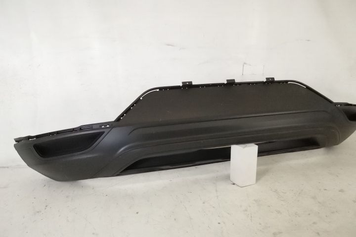 Оригинален заден спойлер/предпазна броня във добро състояние Фолксваге