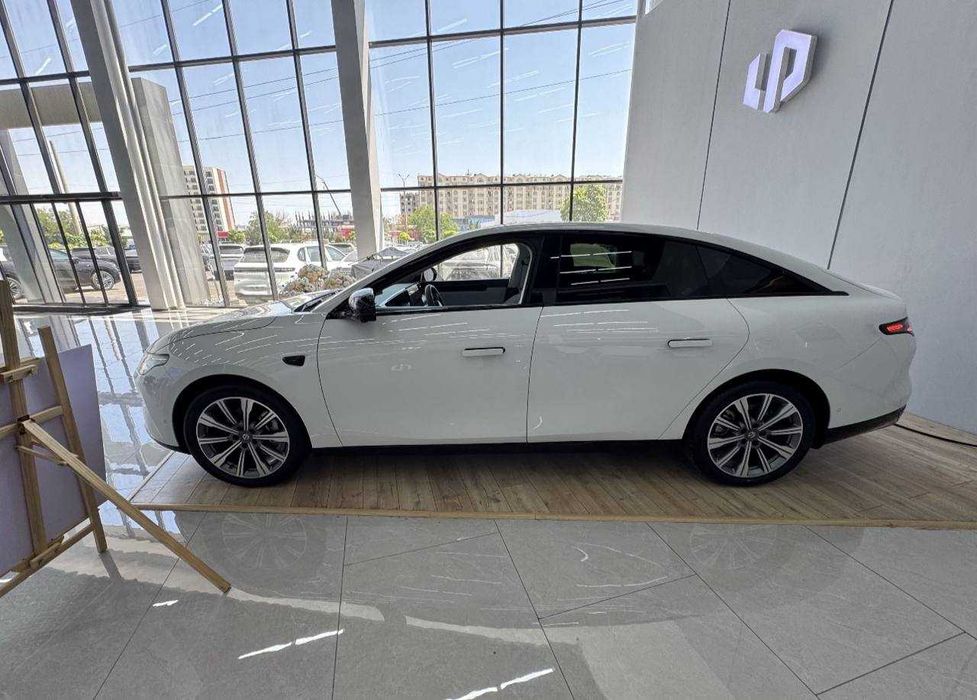 Leapmotor C 01 premium dop 2026 naxt va nasiya savdo