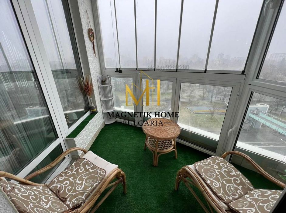 Луксозен тристаен апартамент с паркомясто и панорама в ”Central Park”