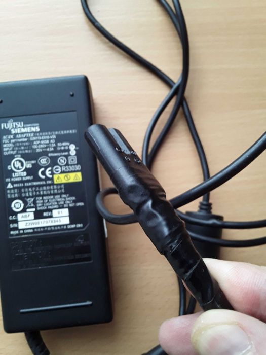 Блок питания ноутбука (оригинал)