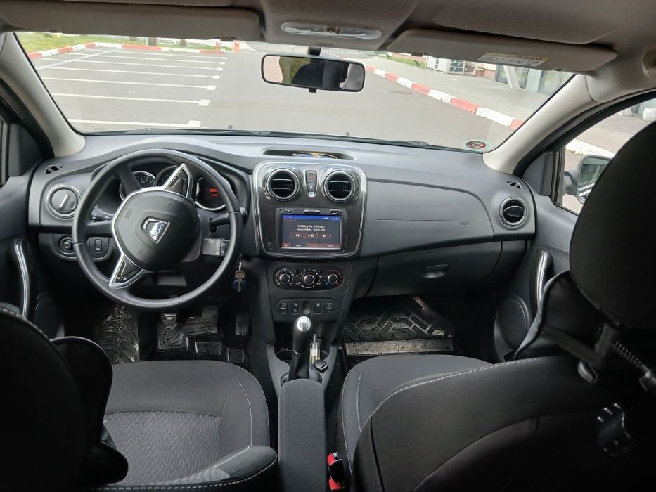 Dacia Logan  mașina personala !0752811021  răspund doar la nr asta!