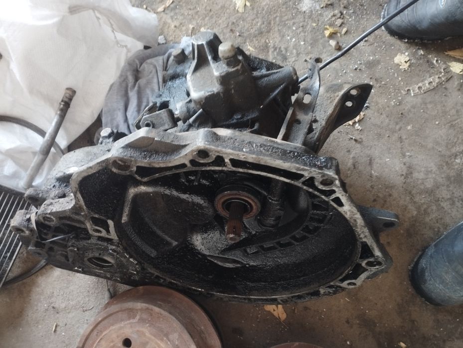 Каробка от Opel Vectra