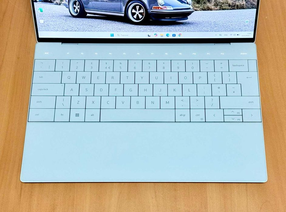 Dell XPS 13 Plus 9320 / Intel Core i7-1360P / 16GB DDR5 RAM / 512GB SSD / 13.4" FHD+ / Platium
