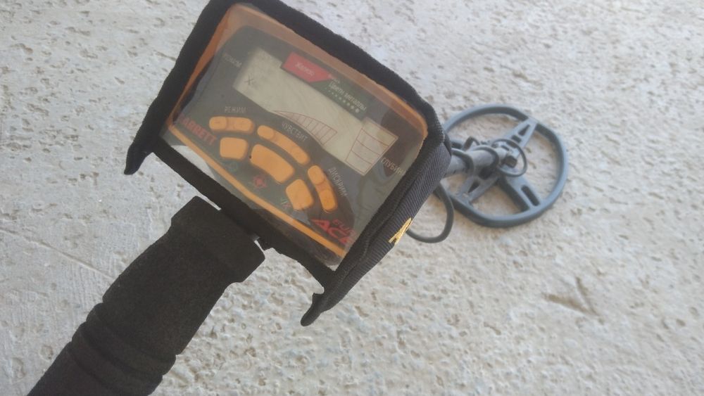 Metal qidiradigan aparat