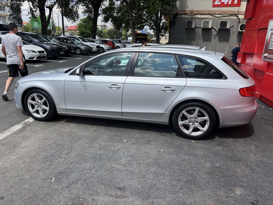 AUDI A4 Avant 2011 — imagine 4
