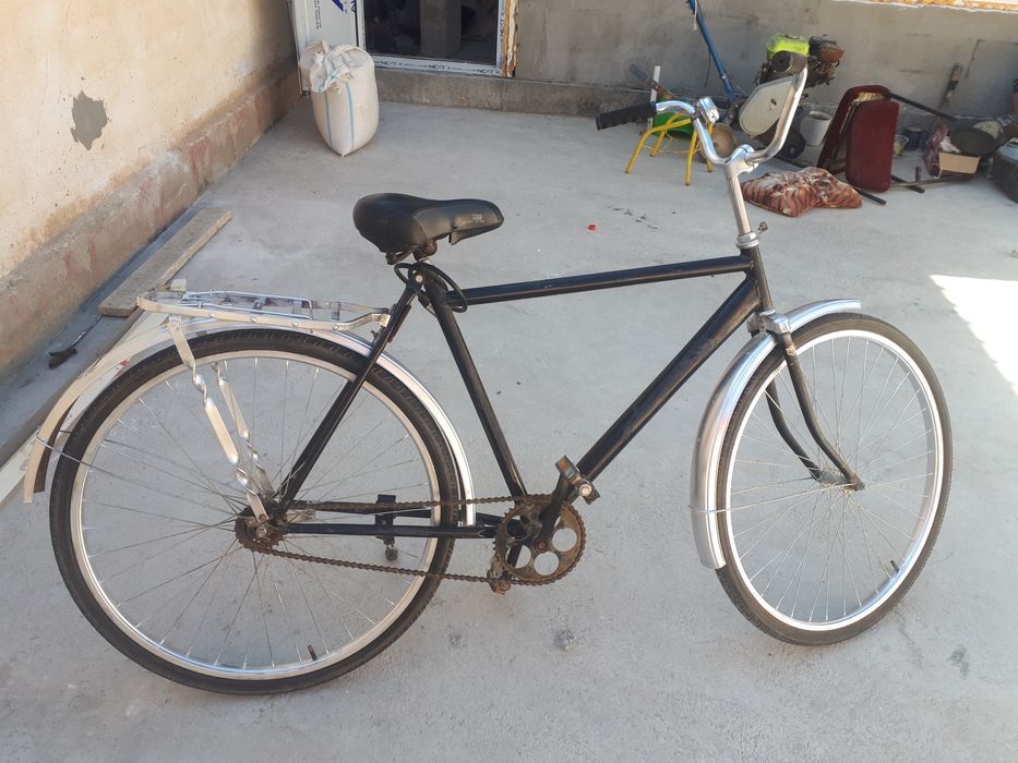 Велосипед сотилади.