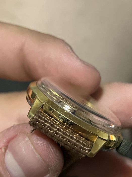 Cesuri Seiko, Swatch, Orex, Sector, Raketa, Meister-Anker
