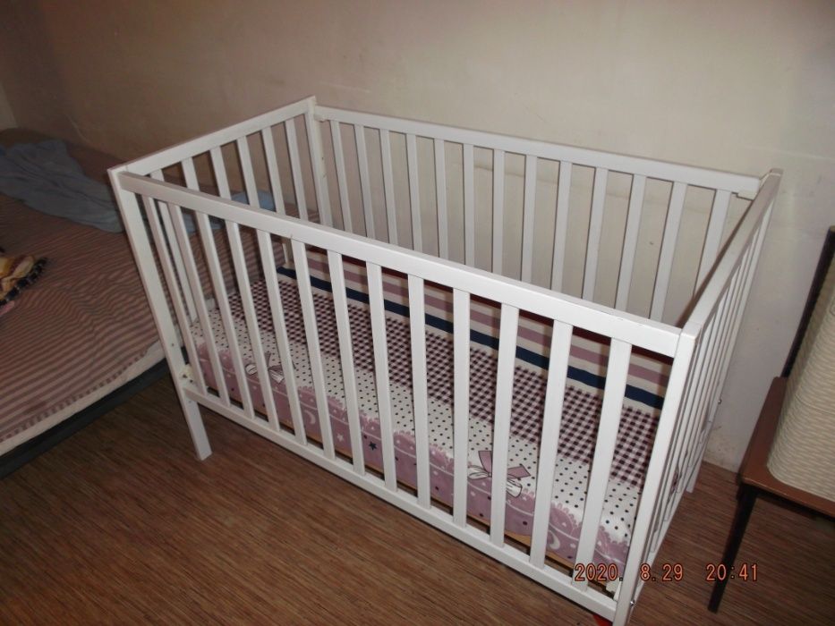 детская кроватка 120/60