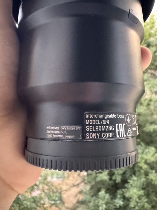 Sony 90mm f2.8 Macro G OSS