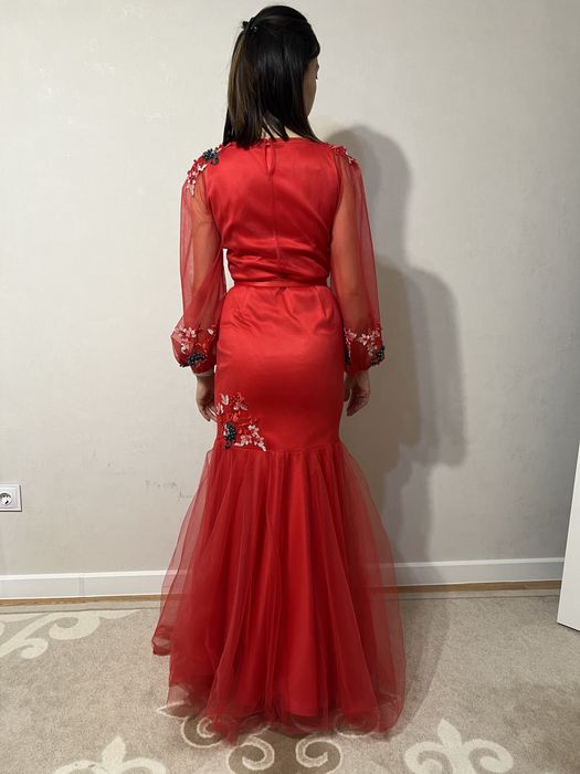 Красное вечернее платье рыбка