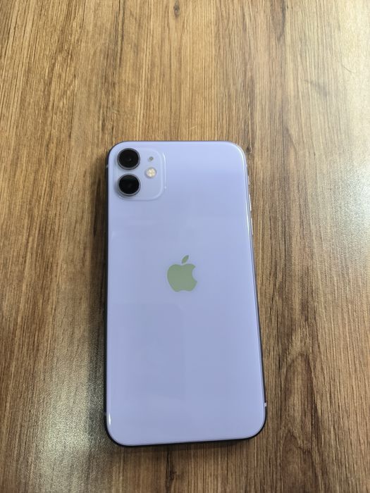 Продам iphone 11 айфон