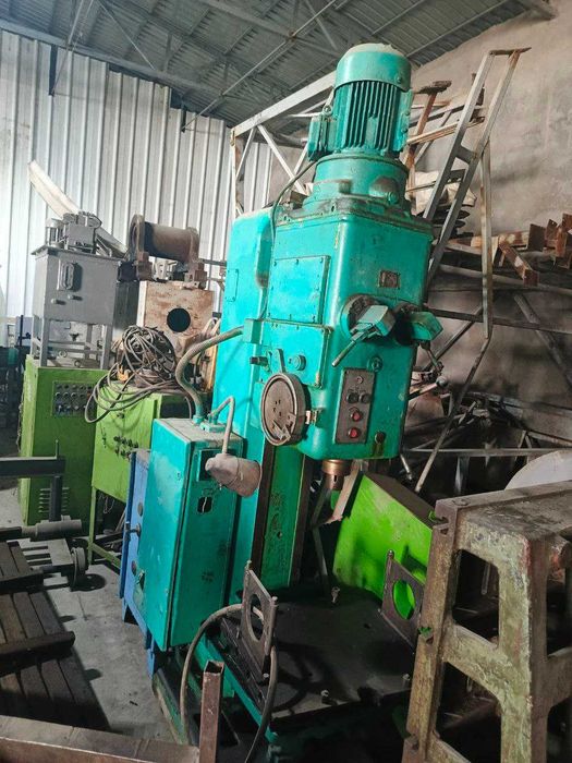 Оборудование: токарные, пресса, фрезерные, электростанция, сверлильные